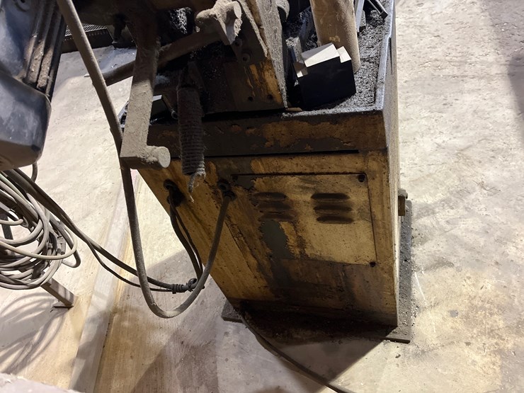 #12-•-dong-jin-cold-cut-saw-image-8