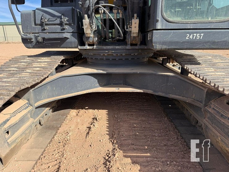 2022-xcmg-xe300u-image-8