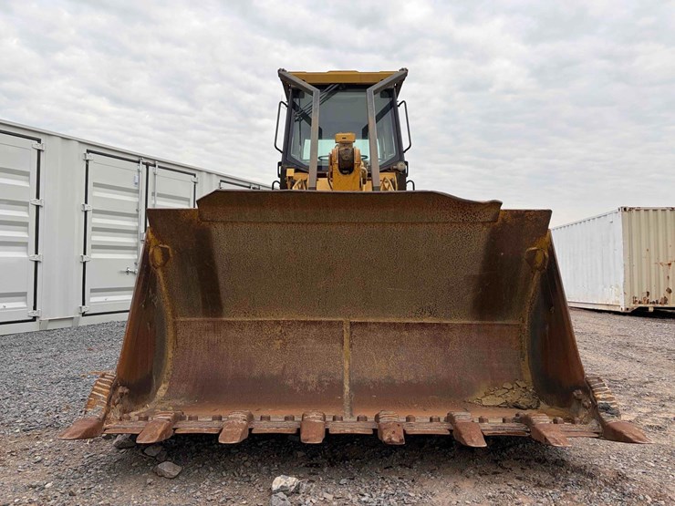 2004-caterpillar-963c-image-2