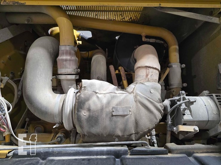 2006-caterpillar-140h-image-56