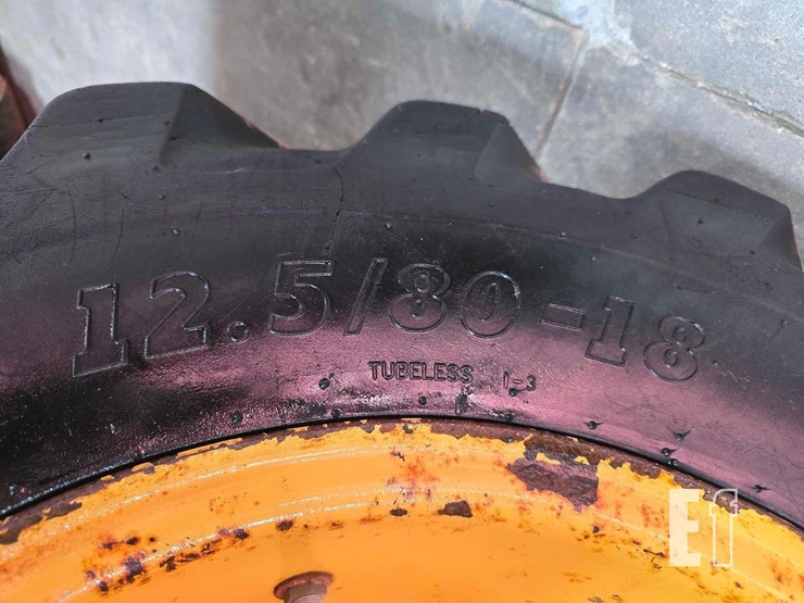 2015-deere-310l-ep-image-27