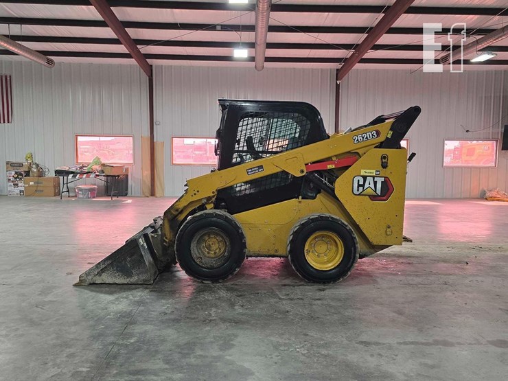 2020-caterpillar-262d3-image-5