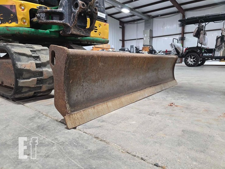 2018-deere-30g-image-12