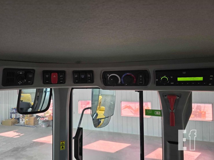 2015-caterpillar-930m-image-20