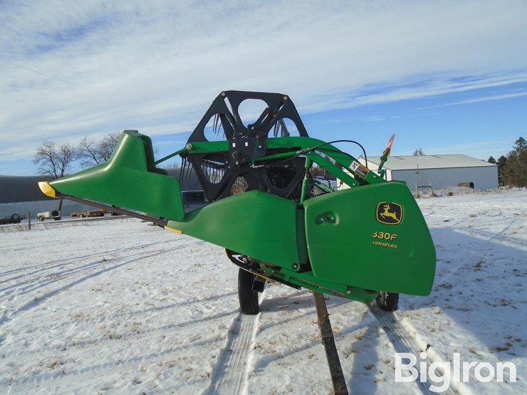 2005-john-deere-630f-image-8