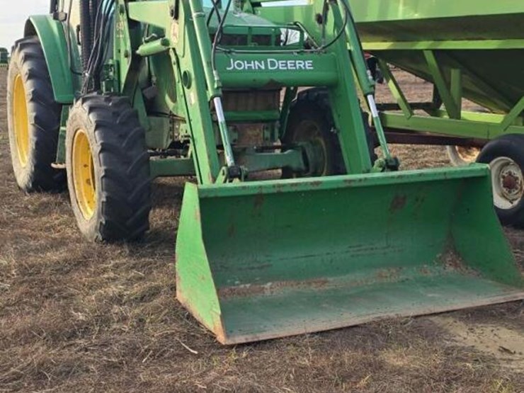 john-deere-6420-image-3