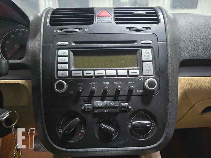 2009-volkswagen-jetta-image-13