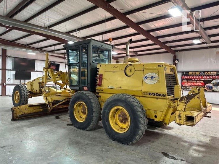 2000-komatsu-gd650aw-2cy-image-2