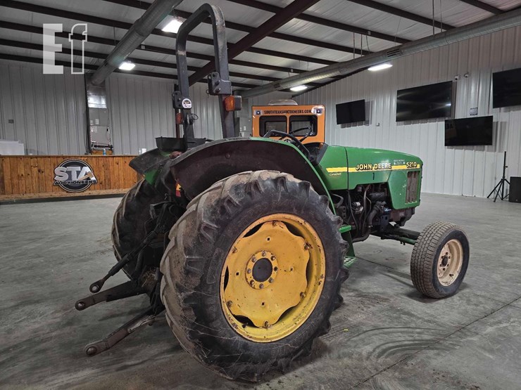 2000-john-deere-5210-image-3