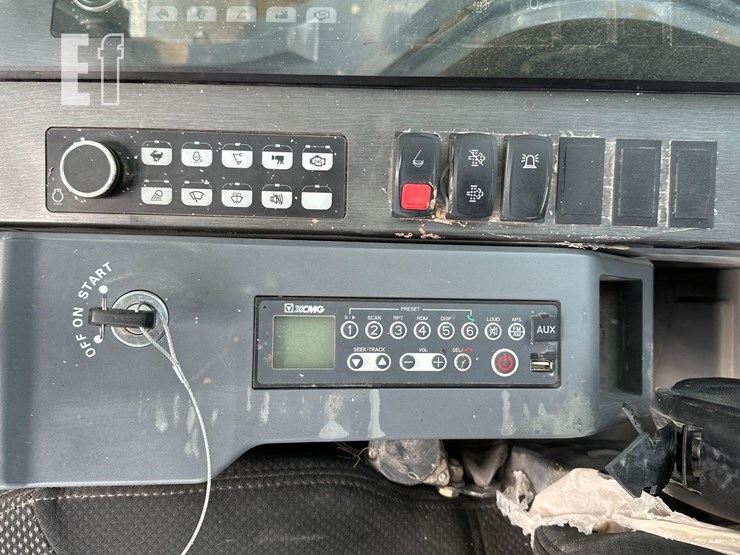 2022-xcmg-xe210u-image-24