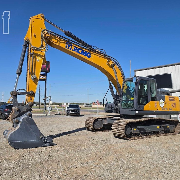 2023 XCMG XE210U