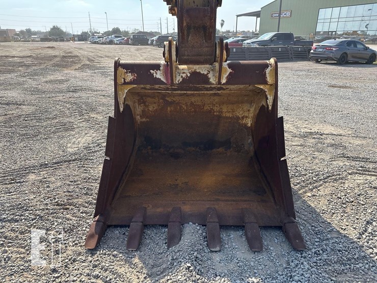 2014-caterpillar-320el-image-10