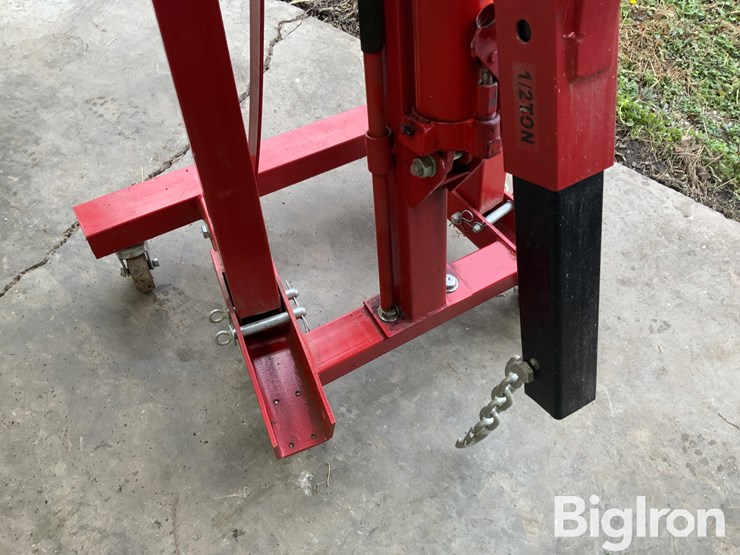 grand-rapids-industrial-product-2-ton-portable-folding-cherry-picker-image-13