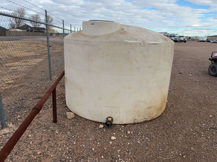 water-tank-stock-tank-image-2