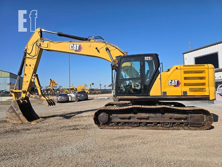 2020-caterpillar-323-image-5