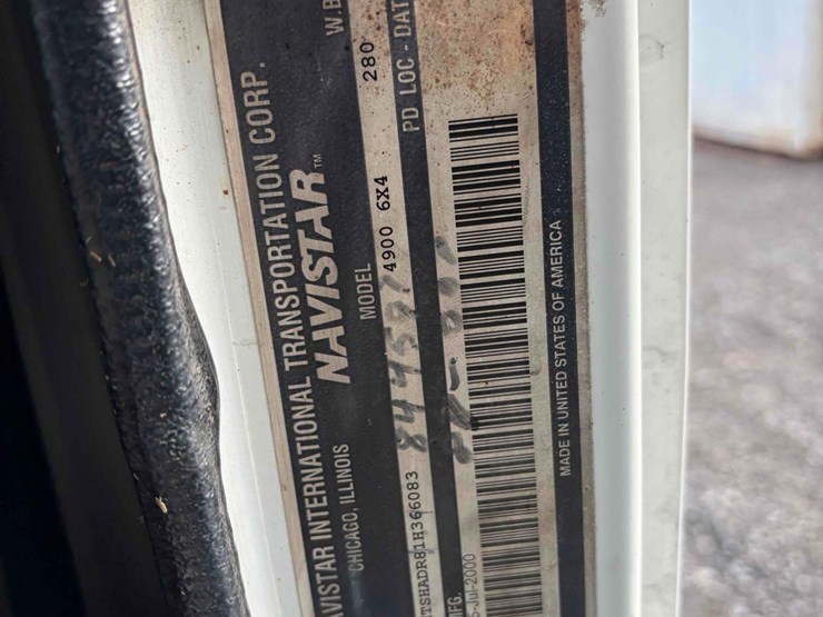 international-4900-image-23