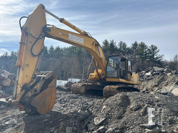 2002-deere-230c-lc-image-2