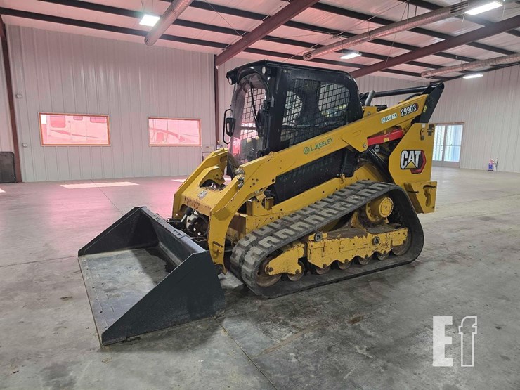 2020-caterpillar-299d3-image-1