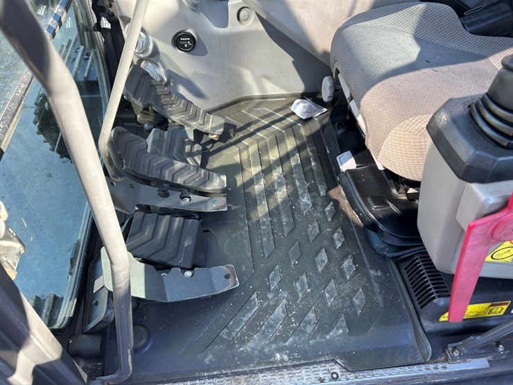 #122558-•-2017-volvo-ec160el-#vcec160ec00310212-image-34