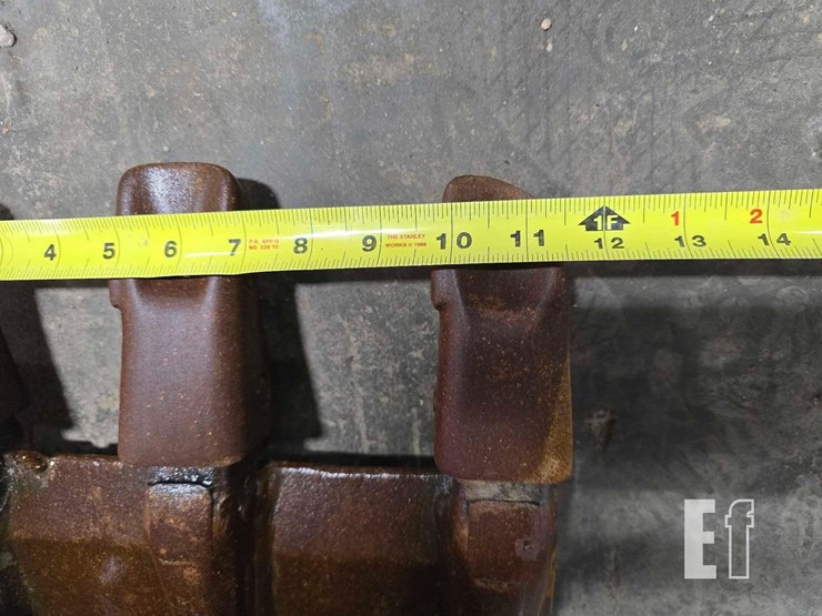 2016-caterpillar-303.5e2-cr-image-12