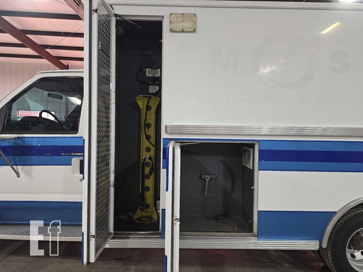 1996-ford-e350-image-19