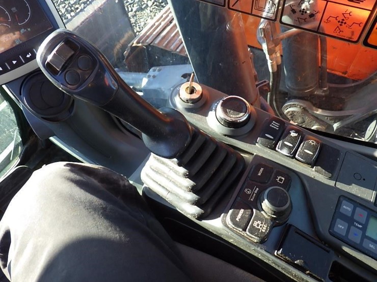 doosan-dx140-lc-5-image-39