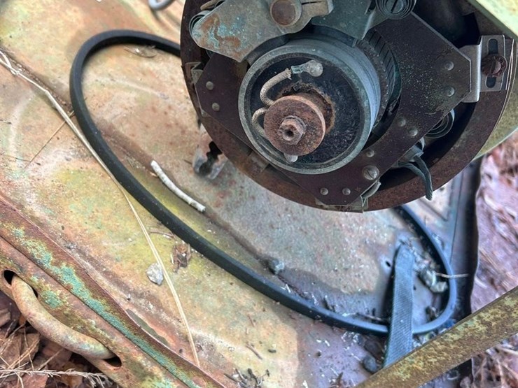 gas-powered-generator-image-10