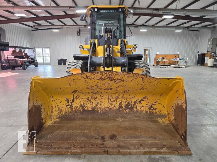 2022-deere-444-p-tier-image-7