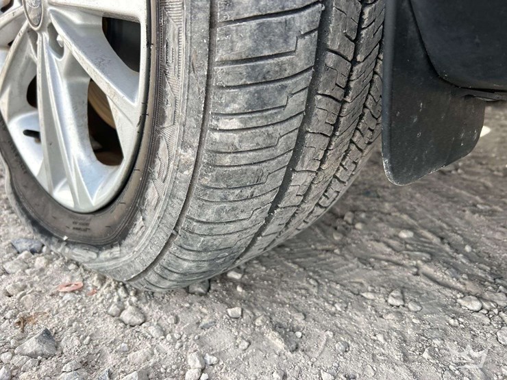 2017-ford-escape-image-25