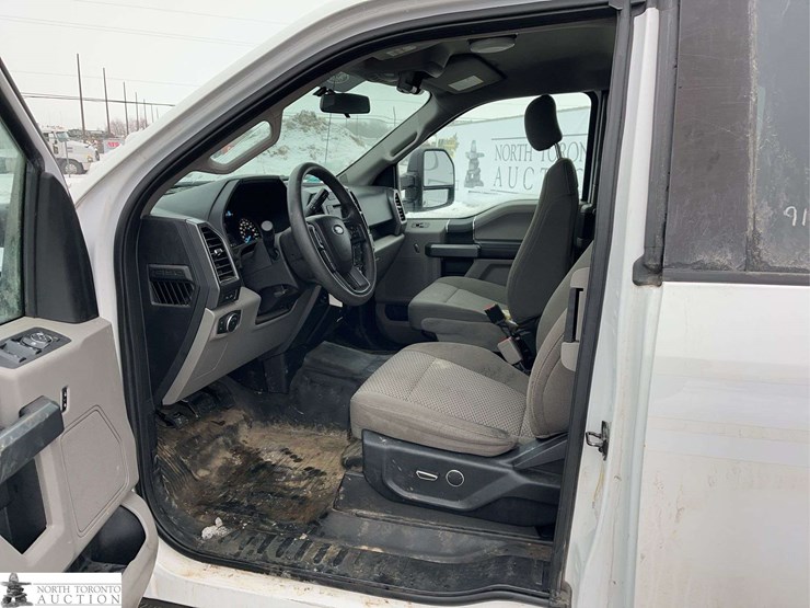 2017-ford-6.5-ft-image-11