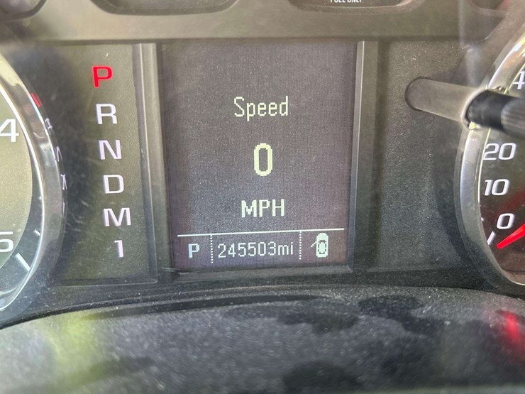 2015-gmc-3500-image-6