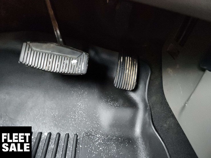 2022-ford-f250-image-23