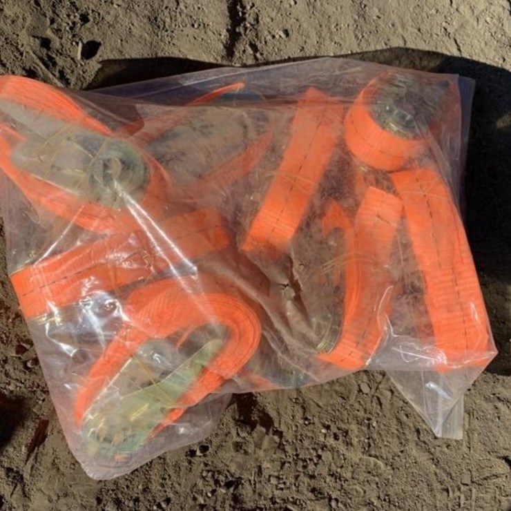 (10) Unused 1in Ratchet Straps.