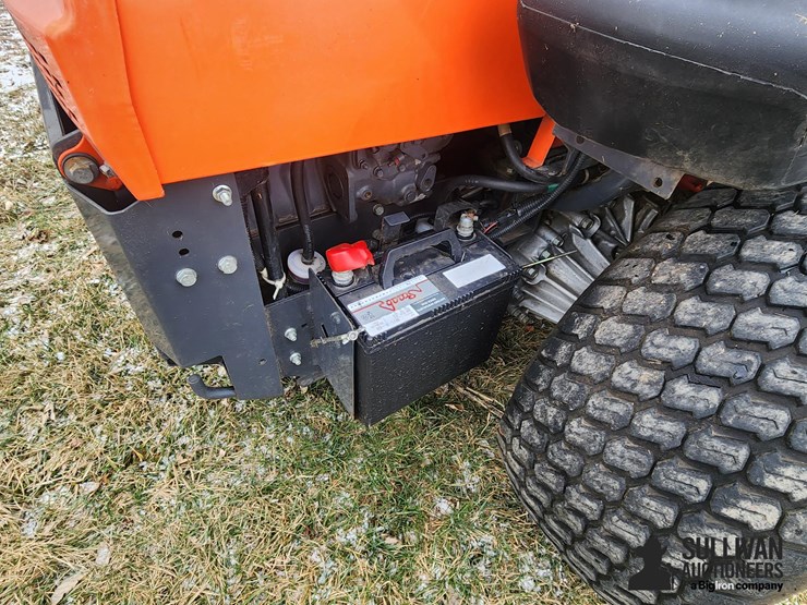 kubota-zd331-image-10