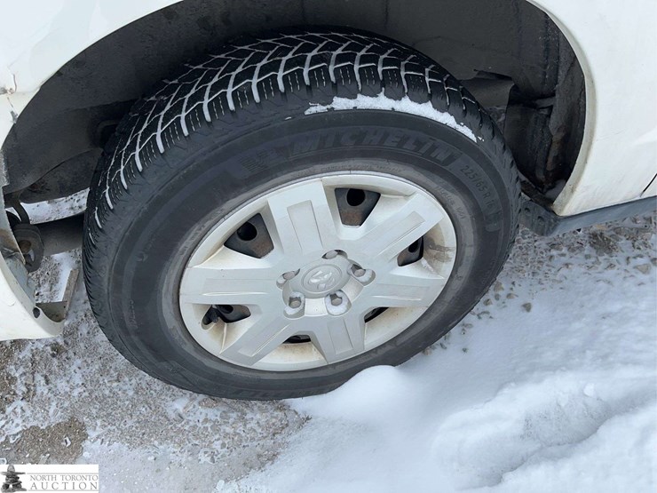 2012-dodge-ram-van-image-7