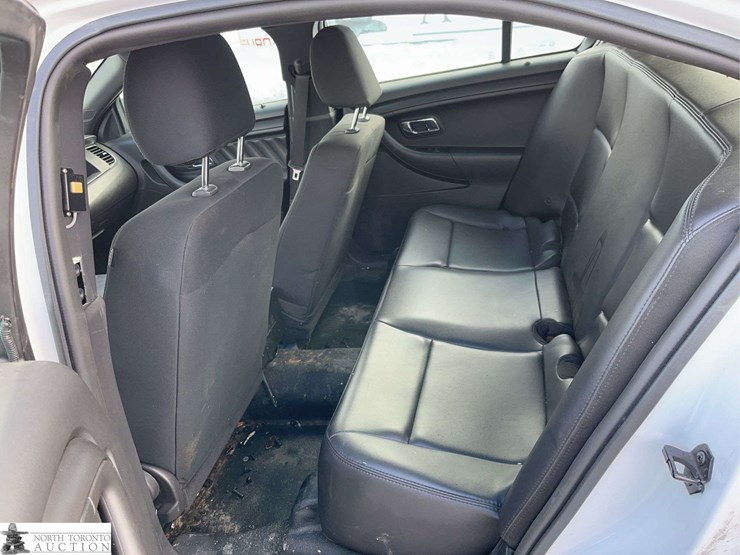 2016-ford-taurus-police-inte-image-28