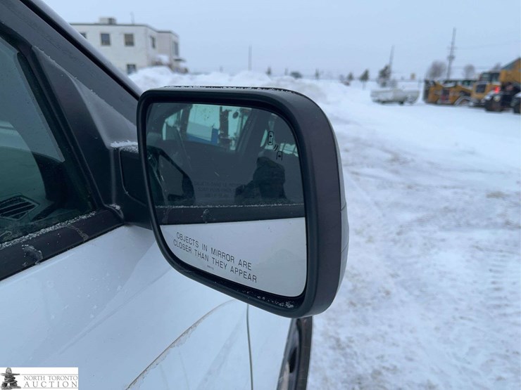 2016-ford-explorer-police-interceptor-image-37