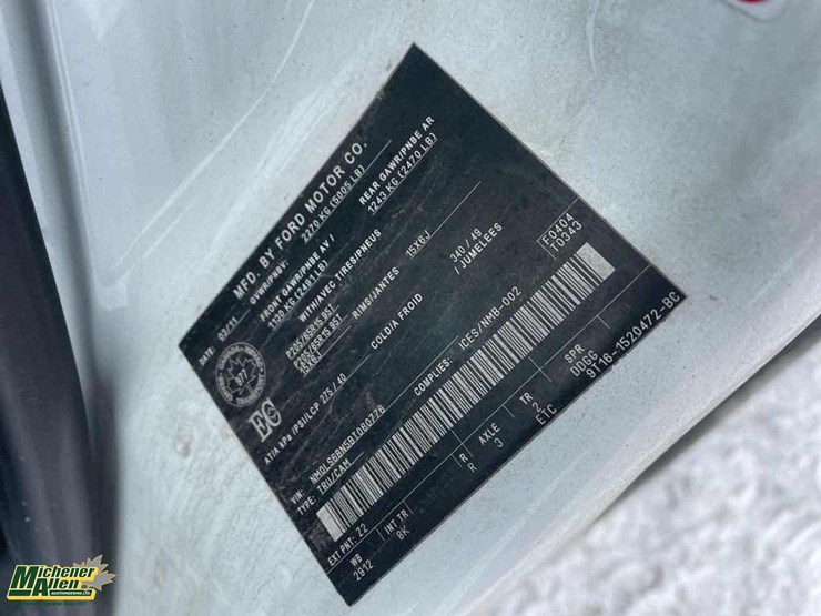 2011-ford-transit-connect-image-32