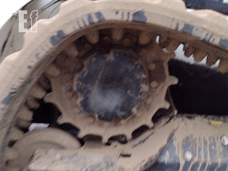 2017-bobcat-t595-image-30