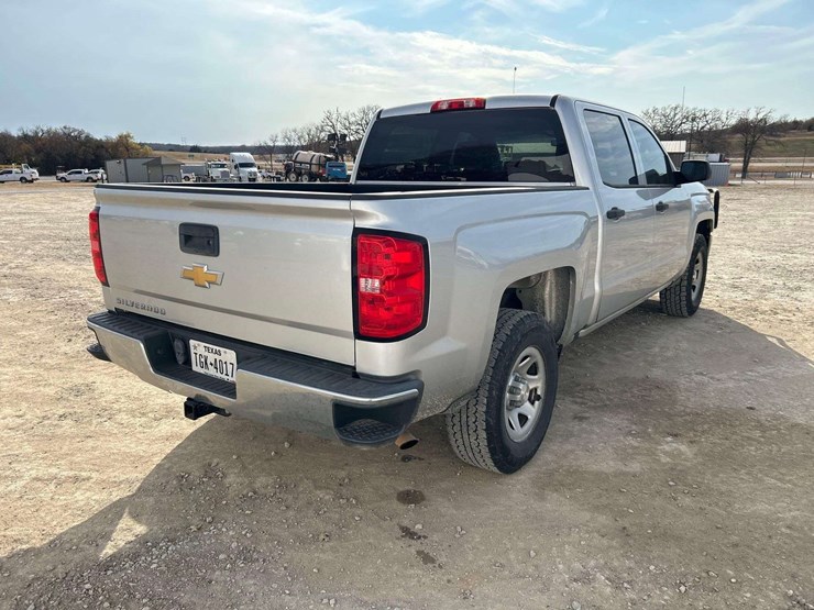 2018-chevrolet-silverado-1500-image-3