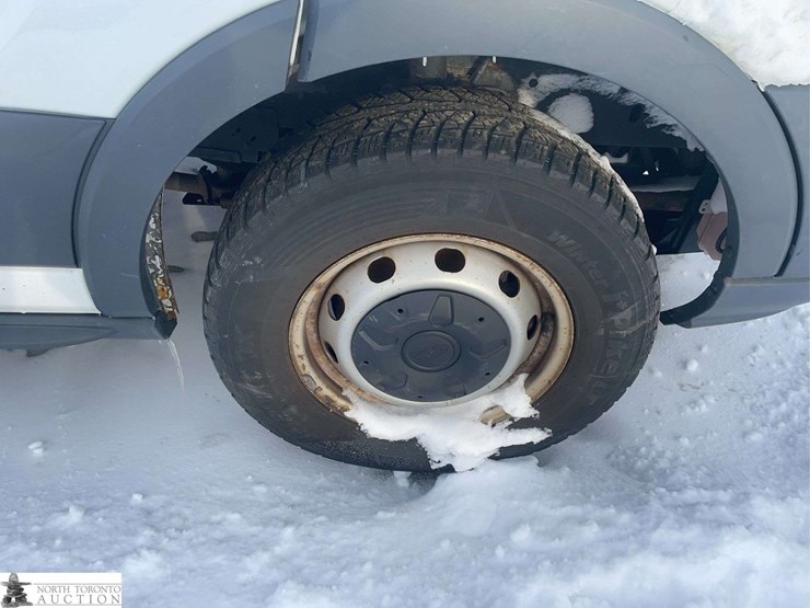 2016-ford-transit-image-23