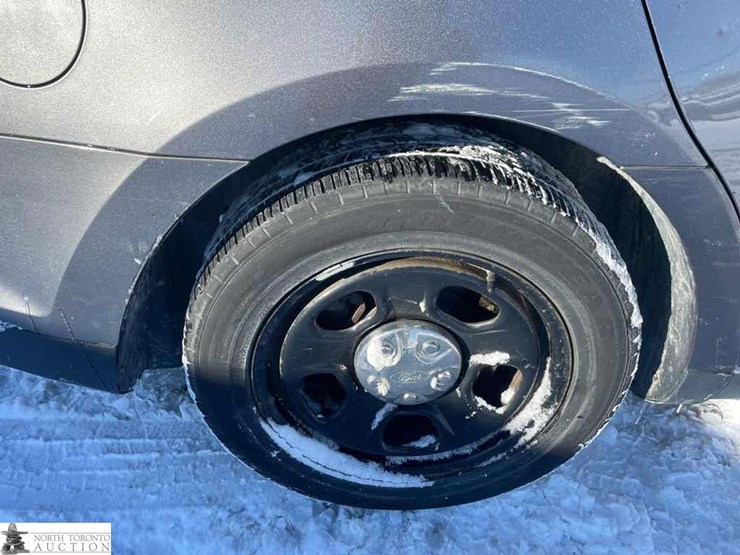 2017-ford-taurus-police-inte-image-22