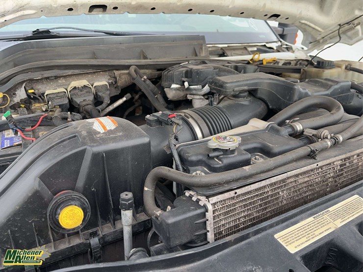 2014-ford-f550-image-22