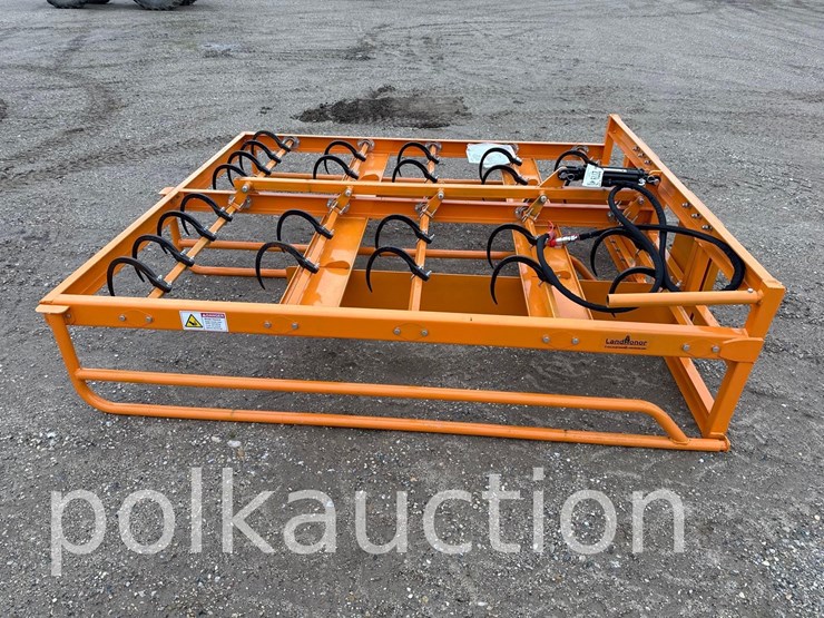 2779---skid-steer-hay-accumulator-grapple-image-1