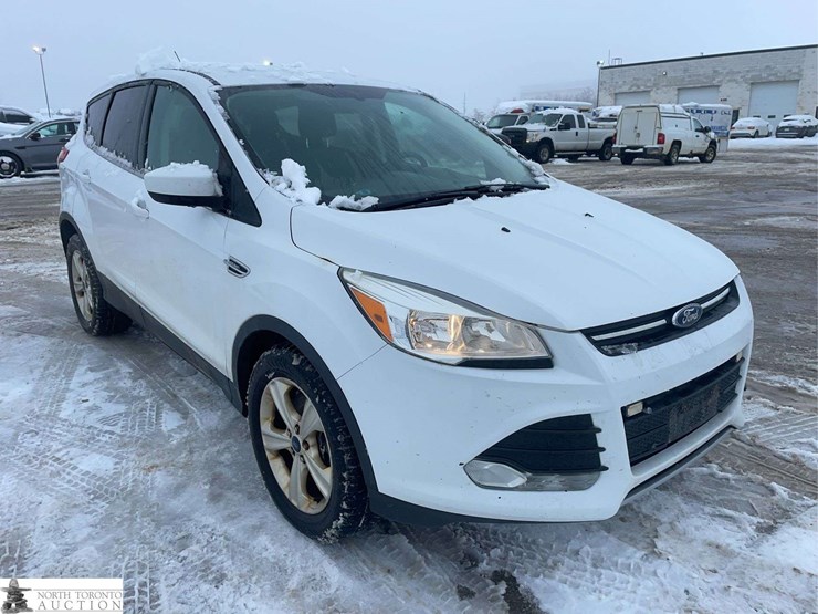 2015-ford-escape-image-7