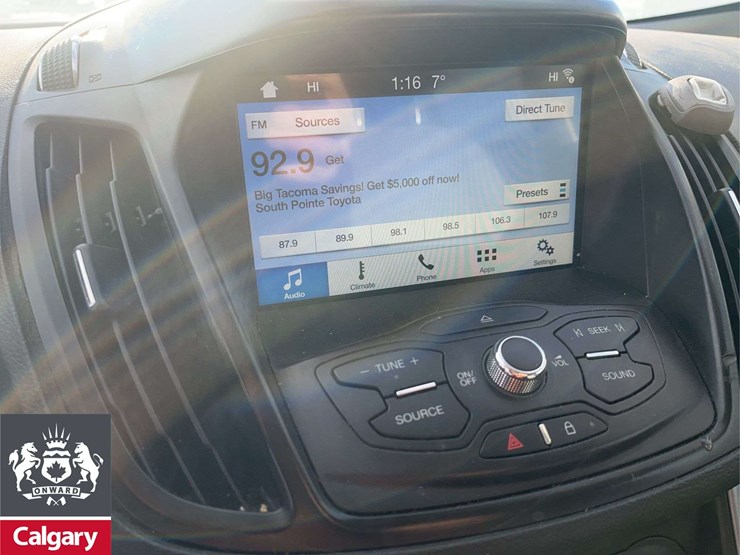 2016-ford-escape-se-image-15