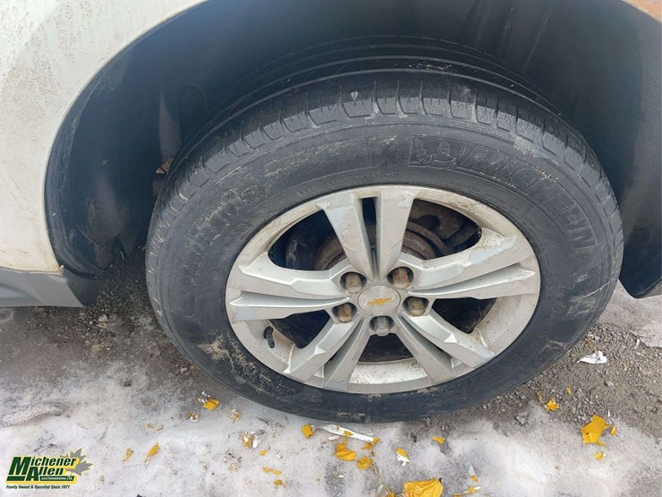 2015-chevrolet-equinox-image-19