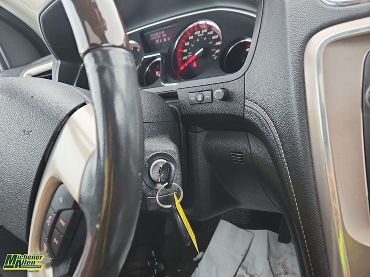 2015-gmc-acadia-image-21