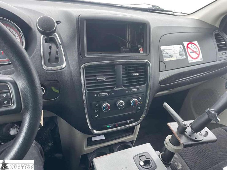 2014-ram-tradesman-image-11