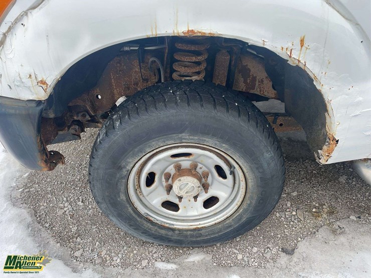 2011-ford-f250-image-19